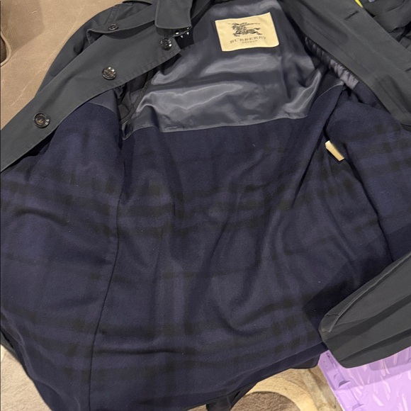 Burberry trench coat - Navy - 2 coat in 1 European:52 Large with belt - Picture 6 of 11